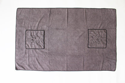 UltraSoft Absorbent Towel with Hand Pockets