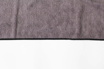 UltraSoft Absorbent Towel with Hand Pockets
